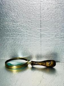 OLD WORLD TREASURE HANDICRAFTS 4'' Handmade Durable Brass Magnifying Glass Brass Finish Wooden Handle Model MG-089 Modern Style - Product Image 4
