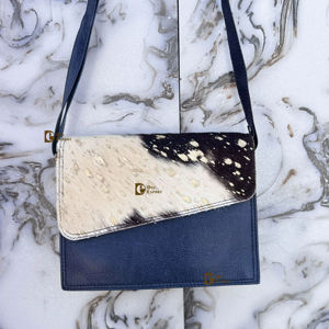 กระเป๋าหนังแท้ลายเมทัลลิกสไตล์ตะวันตกแบบใหม่ล่าสุด กระเป๋าสะพายไหล่สไตล์ยิปซี โบโฮ วินเทจ ทำมือ ใช้ได้หลากหลายรูปแบบ - Product Image 1