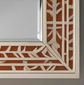 Exportateur indien Miroir incrusté d'os pour couloir ou salle de bain et décoration murale de chambre à coucher disponible pour l'approvisionnement mondial - Product Image 3