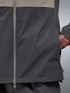 Wholesale Men's 2026 Casual Elastic Waist Set Hot Selling Street <b>Wind</b> <b>Breaker</b> Men Tracksuit Custom Panel - Product Image 4