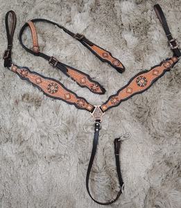 Selle de sécurité pour cheval en cuir véritable de crocodile, best-seller, style western, design artisanal, pour l'équitation, comprend une bride et une poitrailière - Product Image 1