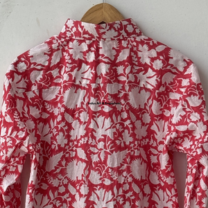 เสื้อเชิ้ตพิมพ์ลายดอกไม้สำหรับผู้หญิง สไตล์ลำลอง ผ้าฝ้ายเนื้อนุ่ม คอปกติดกระดุม ระบายอากาศได้ดี เหมาะสำหรับฤดูร้อน สีแดงขาว ลดราคา - Product Image 2