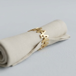 Porte-serviettes en forme de feuille en laiton doré, écologiques, en gros, pour la décoration de table de mariage, de fête, d'hôtel ou de restaurant - Product Image 2