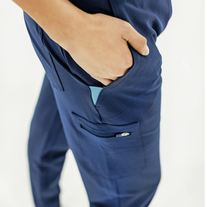 Pantalones Quirúrgicos Unisex Personalizados con Detección de Agujas y Fusión sin Costuras, Uniformes Médicos, Exportación OEM desde Pakistán - Product Image 2