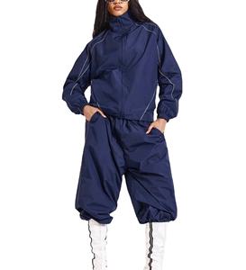 Ensemble unisexe 2 pièces pour l'extérieur : Blouson coupe-vent et pantalon de jogging en toile respirante, avec veste matelassée d'hiver au crochet - Product Image 2