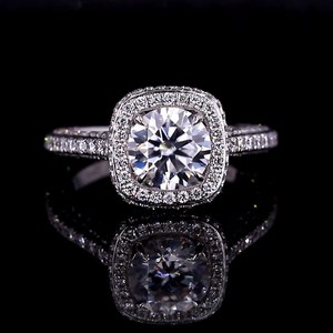 Anillo de Compromiso Vintage con Halo de Moissanita de 2 Quilates, Plata 925 - Product Image 5