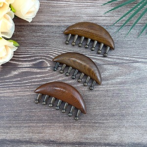 Masseur facial Gua Sha en bois rustique écologique avec artisanat en bois d'acacia massif pour la relaxation musculaire - Cadeau du Nouvel An - Product Image 2