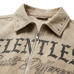 Veste en jean délavé 100 % coton pour homme, personnalisée, à manches courtes, avec fermeture éclair sur le devant, imprimée, style streetwear, pour toutes les saisons – Fournisseur en gros - Product Image 4