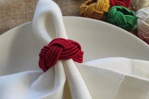 Anneaux de serviette colorés, Anneaux de serviette en rayonne noués, Supports de serviettes, Anneaux de serviette Têtes de Turc, Anneaux de serviette en rayonne, Anneaux de serviette de mariage - Product Image 3