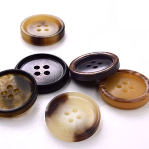 Boutons en corne naturelle faits à la main, durables et écologiques, pour pulls, manteaux, vestes, couture, accessoires de vêtements décoratifs - Product Image 2