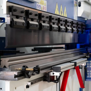 Prensa Plegadora Hidráulica CNC de 30-400 Toneladas, Máquina Automática para Doblar Chapa Metálica de 4 Metros, Plegadora de Alta Resistencia para MS, SS, Aluminio y GI - Product Image 4