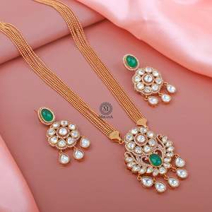 Aroo Emerald Green Polki Designer Bridal Pendant Set-Platinum Rose Cut Diamond & Freshwater Pearl - Product Image 3