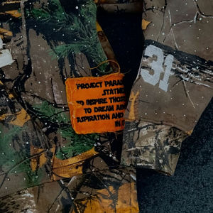 Sudadera con capucha de invierno de forro polar con cremallera, efecto desgastado, mezcla de algodón, lavado ácido, parche personalizado, aplique, bordado, diseña tu texto o logotipo - Product Image 3