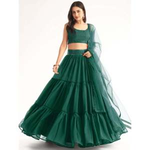 Ensemble de lehenga choli en georgette verte élégante pour réceptions, avec dupatta - Product Image 1