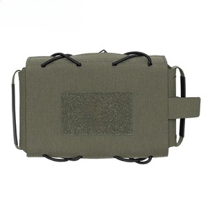 Bolsa Impermeable Verde Oxford con Correas Desmontables para Camping y Supervivencia, Hecha en Vietnam - Product Image 1