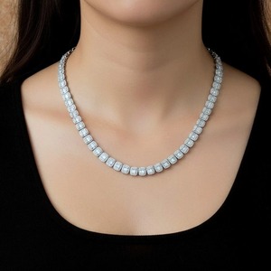 Collar de tenis de lujo para mujer, chapado en oro blanco de 18 quilates, con diamantes talla baguette engastados en bisel, regalo personalizable según requisitos. - Product Image 1