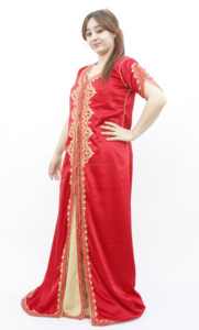 Caftan deux pièces à demi-manches pour femmes pakistanaises avec broderie dorée - Product Image 2