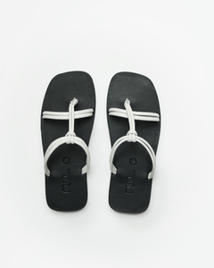 Sandalias PUP al por mayor PUP-009, sandalias de playa de verano, hechas a mano con cuero genuino de vaca, amortiguación clásica, ligeras, con correa tejida anudada - Product Image 1