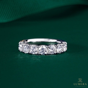 Bague en diamant taille ronde VVS, pierre de 3,5 mm, disponible en or 9k, 10k, 14k, 18k, bijoux fins minimalistes, idée cadeau pour fiançailles et mariage - Product Image 1