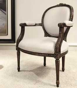 Fauteuil d'appoint de style français sculpté à la main, capitonné, avec structure en bois, pour salon, chambre à coucher, maison ou villa - Product Image 6