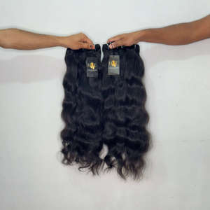 Extensiones de Cabello Natural Ondulado Virgen Indio, Cabello Humano Rizado Virgen Brasileño en Trama, Extensiones de Cabello Natural - Product Image 1