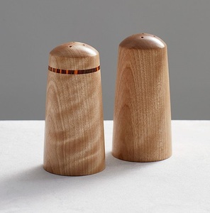 Ensemble salière et poivrière en bois naturel, finition lisse, récipient à épices rechargeable, design traditionnel, manuel, pour la cuisine - Product Image 3