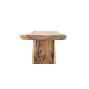 Table rectangulaire en bois de suar avec finition couleur bois naturel pour une utilisation intérieure et extérieure. - Product Image 2