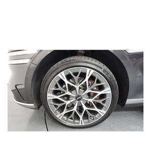 Genesis G90 AWD 2024 con Motor 3.5 Turbo E-S/C de Gasolina, Caja de Cambios Automática, Asientos de Cuero, 71,811 km, Volante a la Izquierda - Product Image 5