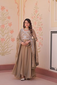 Robe de soirée pakistanaise de créateur, Salwar Kameez, tenue ethnique en georgette pour toutes les saisons, costume traditionnel pour fêtes, tenue modeste indienne pakistanaise. - Product Image 3