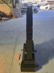 Monumento Conmemorativo <span class=keywords><strong>de</strong></span> Granito Negro Indio con Grabado Floral Estilo Irlandés - Product Image 6