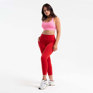 ชุดเซ็ต 2 ชิ้น เสื้อครอปและเลกกิ้งสำหรับผู้หญิง ไซส์พลัส ดีไซน์ใหม่ ผลิตตามสั่ง (OEM) แบบกลับด้านได้ เนื้อผ้านุ่ม ยืดหยุ่น กระชับรูปร่าง เอวสูง - Product Image 1