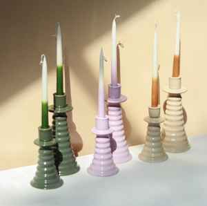 Portavelas de Cerámica en Espiral, Decoración para el Hogar, Estilo Escandinavo, Hecho a Mano, Ecológico, Estético - Product Image 1