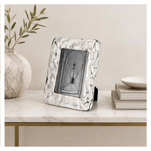 Cadre photo en aluminium martelé poli miroir, très tendance, luxe, texture argentée, pour décoration de table à la maison - Product Image 4