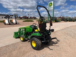 Tractor Compacto 2024 1025R Z099259, Equipo Premium Listo para Exportación - Product Image 5