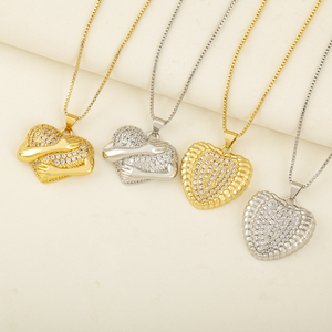 Collana dell'Amicizia QIKU con Cuori Abbracciati Personalizzata con Zirconi, Regolabile in Rame Ipoallergenico Placcato Oro e Argento - Product Image 1