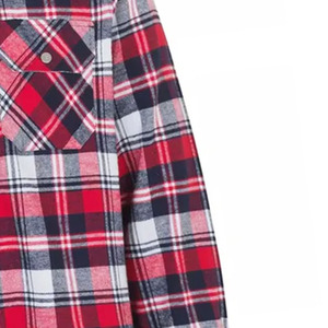 เสื้อเชิ้ตผู้ชายแบบติดกระดุม ลายสก็อต ผ้าฝ้ายพรีเมียม แขนยาว สวมใส่สบาย เหมาะสำหรับใส่ทำงาน  รับผลิตแบบ OEM ODM จากโรงงาน - Product Image 3