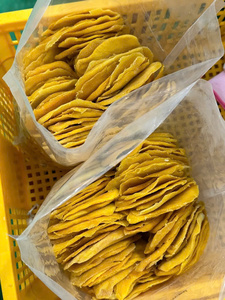 High Quality Soft <b>Dried</b> <b>Mango</b> from Vietnam Manufacturer with Bulk Packaging and Stable Supply for Export Markets - Product Image 4