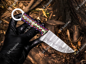 มีดแค้มปิ้งเหล็กดามัสกัสแบบใบมีดหยดน้ำ พร้อมรูสำหรับนิ้วจับ ด้ามไม้แกะสลัก และปลอกไม้ (รับผลิตแบบ OEM/ODM) - Product Image 5