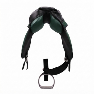 Selle de cheval anglaise haut de gamme en cuir PU avec arceau en plastique, durable et confortable, idéale pour l'équitation en extérieur, l'entraînement et les loisirs - Product Image 2