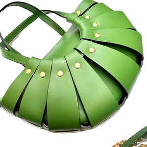 Royaa Handmade Leather Bags For WomenTote From Vintage olive-green Leather Trapezoid Bag Gold Closure Top Handle Casual Handbags - Product Image 3