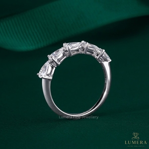 0.88 Carat Pear Cut VVS <b>Diamond</b> <b>Ring</b> Available In 9k 10k 14k 18k Gold Fine Jewelry For Engagement Wedding Or Special Gift - Product Image 3