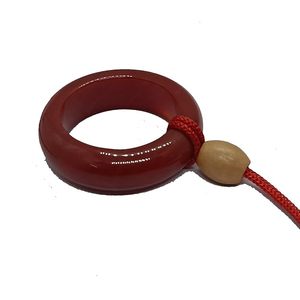 Collar con Colgante de Anillo Circular de Cornalina Roja – Amuleto de Anillo Circular de Calcedonia Roja Oscura Natural con Cordón Rojo Ajustable y Latón - Product Image 4