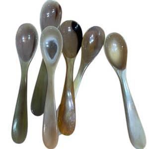 Juego de Cucharas para Servir Ensalada de Resina Hechas a Mano, Modernas y de Lujo, Plateadas en Plata Espejo, Vajilla Ecológica para Cocina, Fiestas y Bodas - Product Image 6