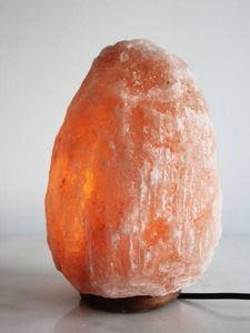 โคมไฟเกลือหิมาลัยสีชมพูธรรมชาติคุณภาพสูง พร้อมสายปรับความสว่างได้ ฐานไม้ บรรจุในถุงหรือขวด - Product Image 5