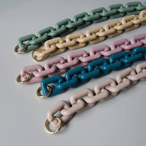 Accesorios Decorativos para el Hogar, Cadena Grande de Resina con Eslabones, Estilo Creativo para Interiores, Hechos a Mano, Artesanía Exótica - Product Image 1