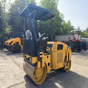 Rouleau compresseur routier d'occasion très demandé, à double tambour vibrant, avec moteur et pompe de haute performance - Excellent état, prix bas - Product Image 5