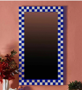Miroir mural décoratif de haute qualité fait main avec incrustations de os et motif carré, cadre en résine pour décoration de mariage - Blatant Exports - Product Image 3