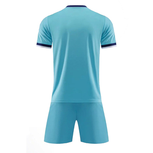 Ensemble de vêtements de football très demandé, kits de football de haute qualité pour adultes, uniformes de football pour hommes, découpe automatisée, nom d'équipe personnalisé, kit OEM - Product Image 2