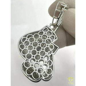 Collar con Colgante de Boxeo Hecho a Mano con Plata de Ley 925 y Estilo de Joyería de Diseño - Product Image 4