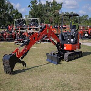 Mini-excavatrice sur chenilles Kubota pour travaux de construction et terrassement, excavatrices compactes KX033-4, mini-pelle Kubota - Product Image 2
